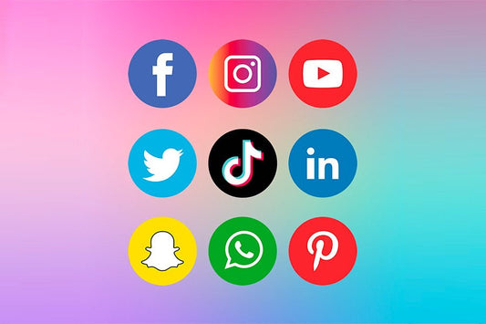 ¿Quieres impulsar tu estrategia en redes sociales? - oficinatuya